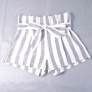 Olivaceous Women's Shorts Gray/White‎ Striped Size M Bow Adjustable Waist